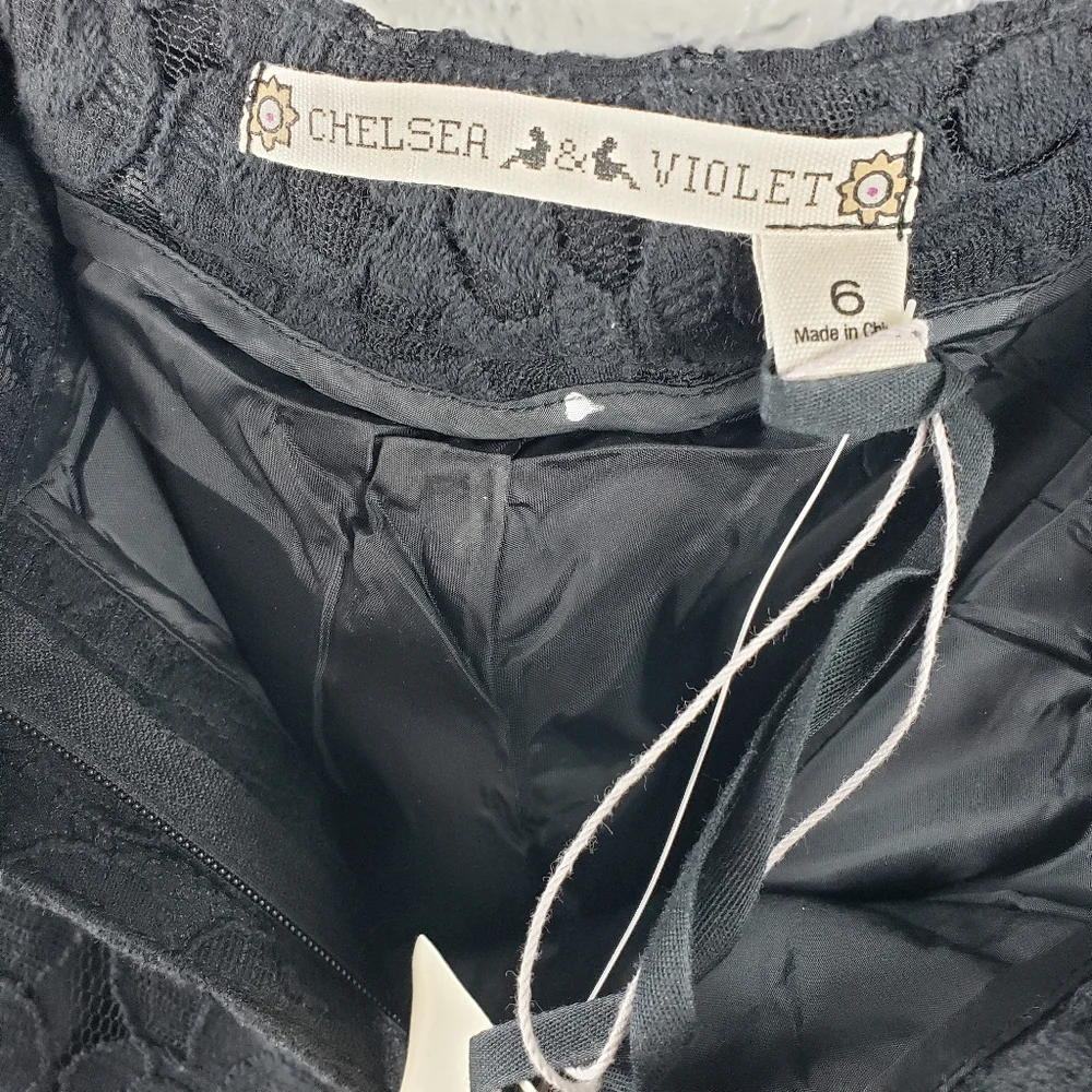 CHELSEA & VIOLET Floral Lace Print Black Pants NWT - Picture 8 of 8